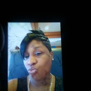 Meet your Posher, Antoinette